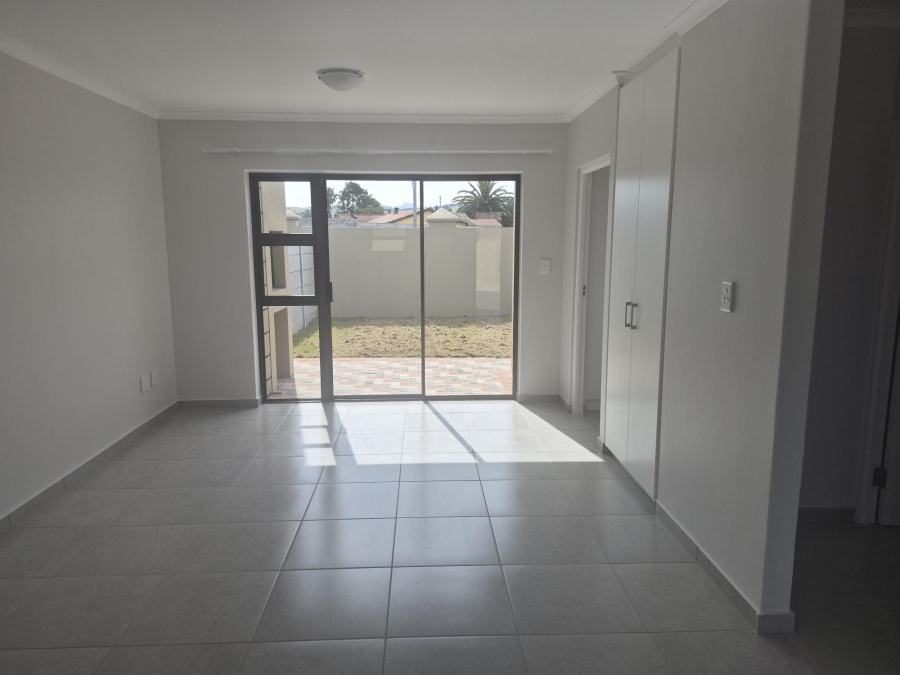 To Let 2 Bedroom Property for Rent in Stellendale Western Cape